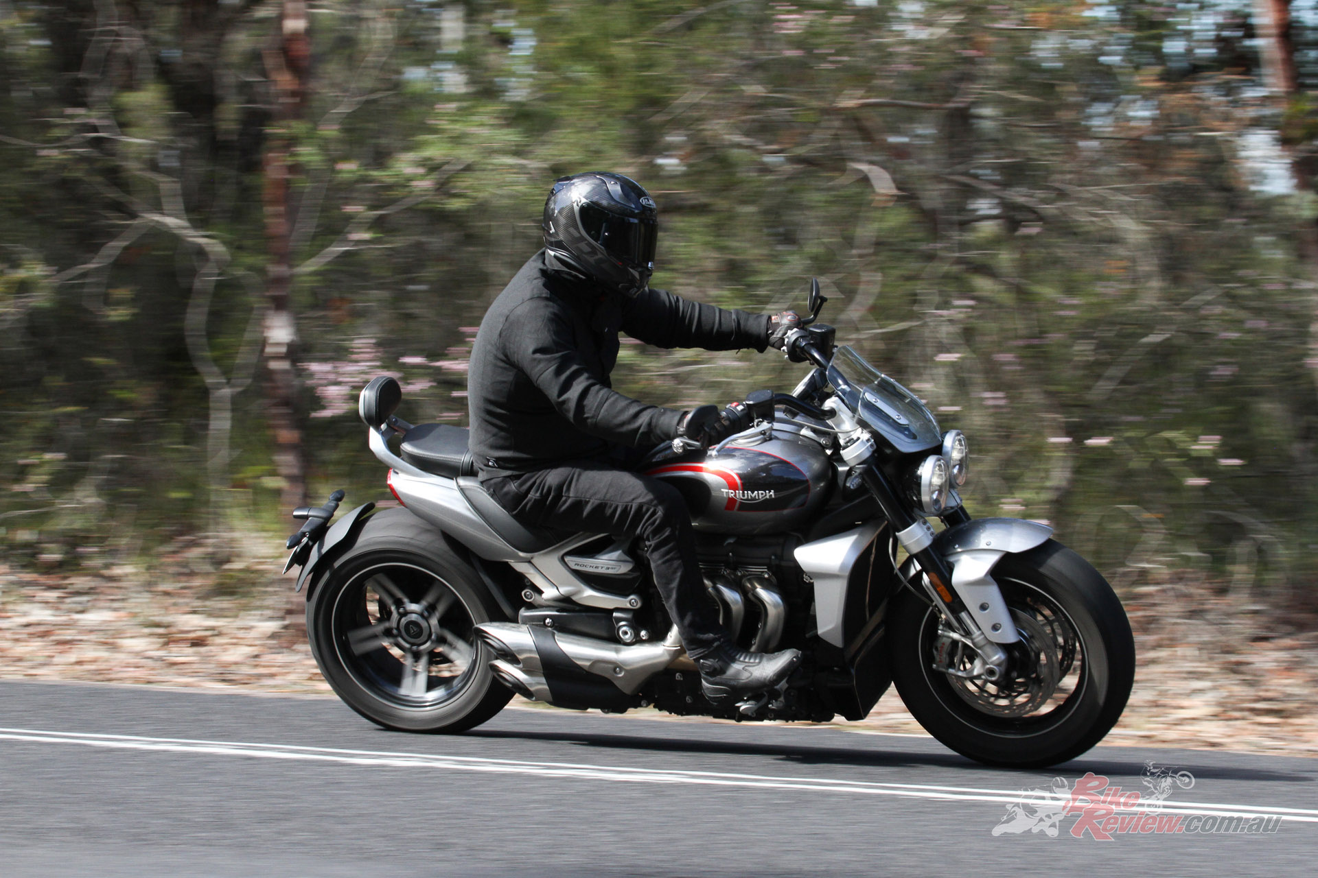 Expect to be stopping in at the petrol station a fair bit with this monster! You'll be getting around 230km to a tank.