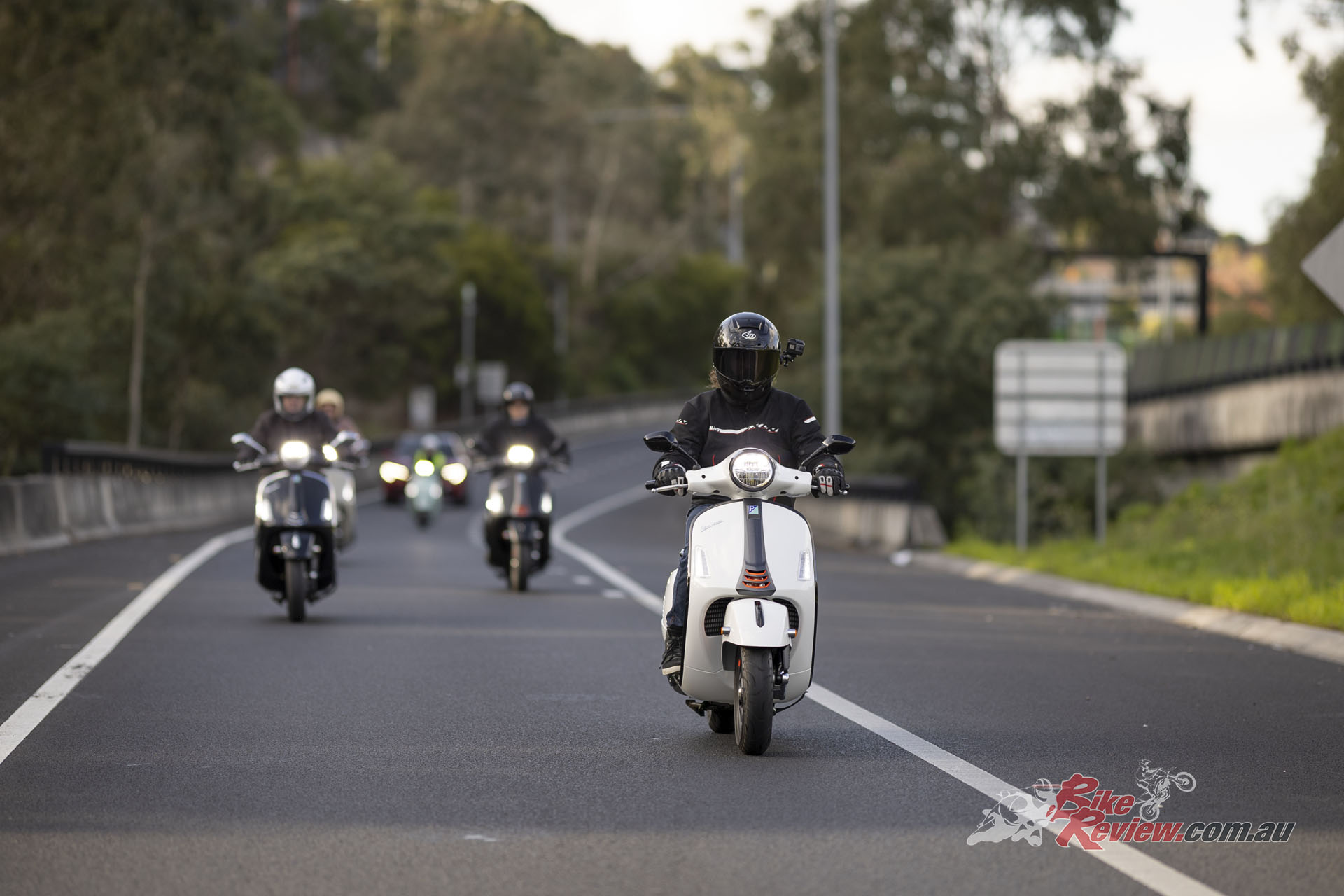 Comfort levels are spectacular despite the Vespa's small frame. It really is accessible for all walks of life.