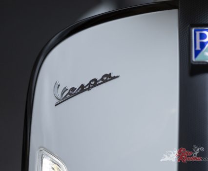 Vespa GTS 300.