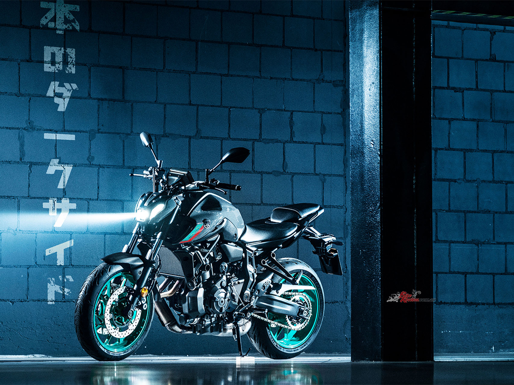 The 2023 MT-07 features a range of upgrades that enhance the package while remaining true to the basic concept that’s loved by so many riders.