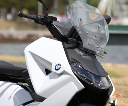 2022 BMW CE 04.